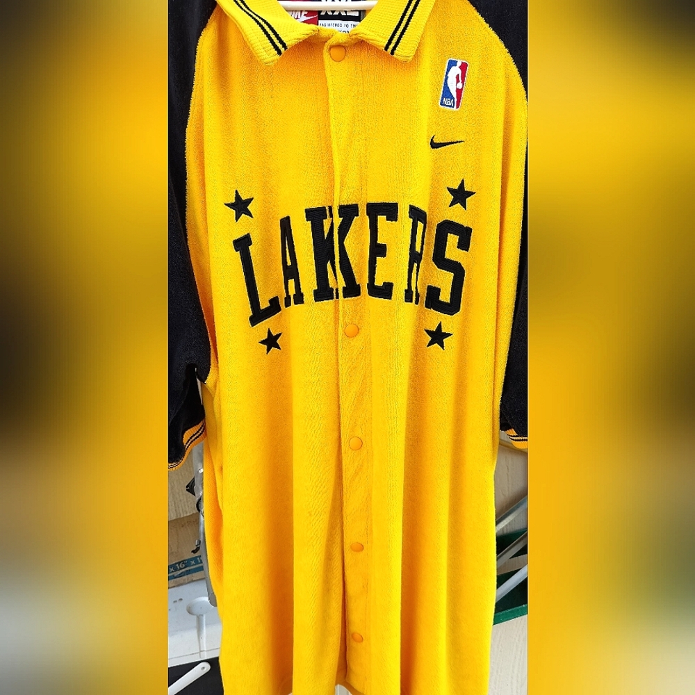 Lakers Rewind Warmup throwback